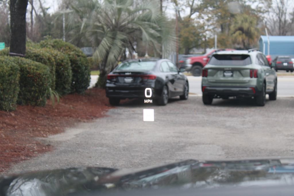 Used 2023 Chevrolet Suburban High Country image 32