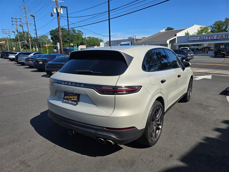 Used 2020 Porsche Cayenne S AWD/4WD image 32