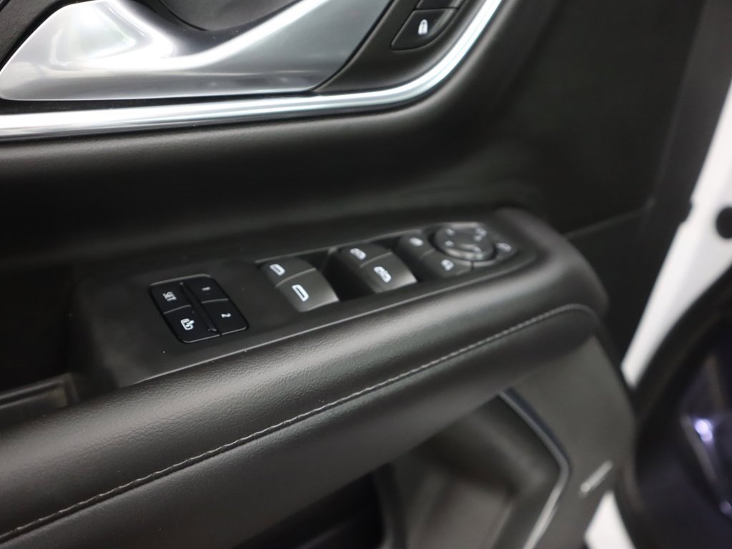 Used 2022 Chevrolet Tahoe LT w/ Luxury Package image 38