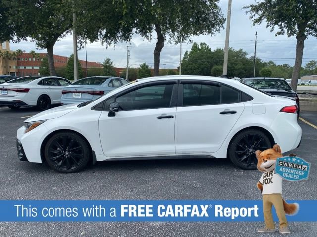 Used 2021 Toyota Corolla SE FWD image 2