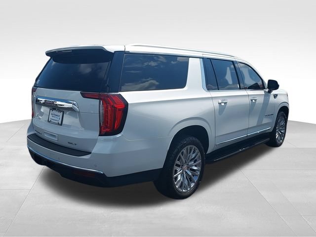 Used 2023 GMC Yukon XL SLT AWD/4WD image 8