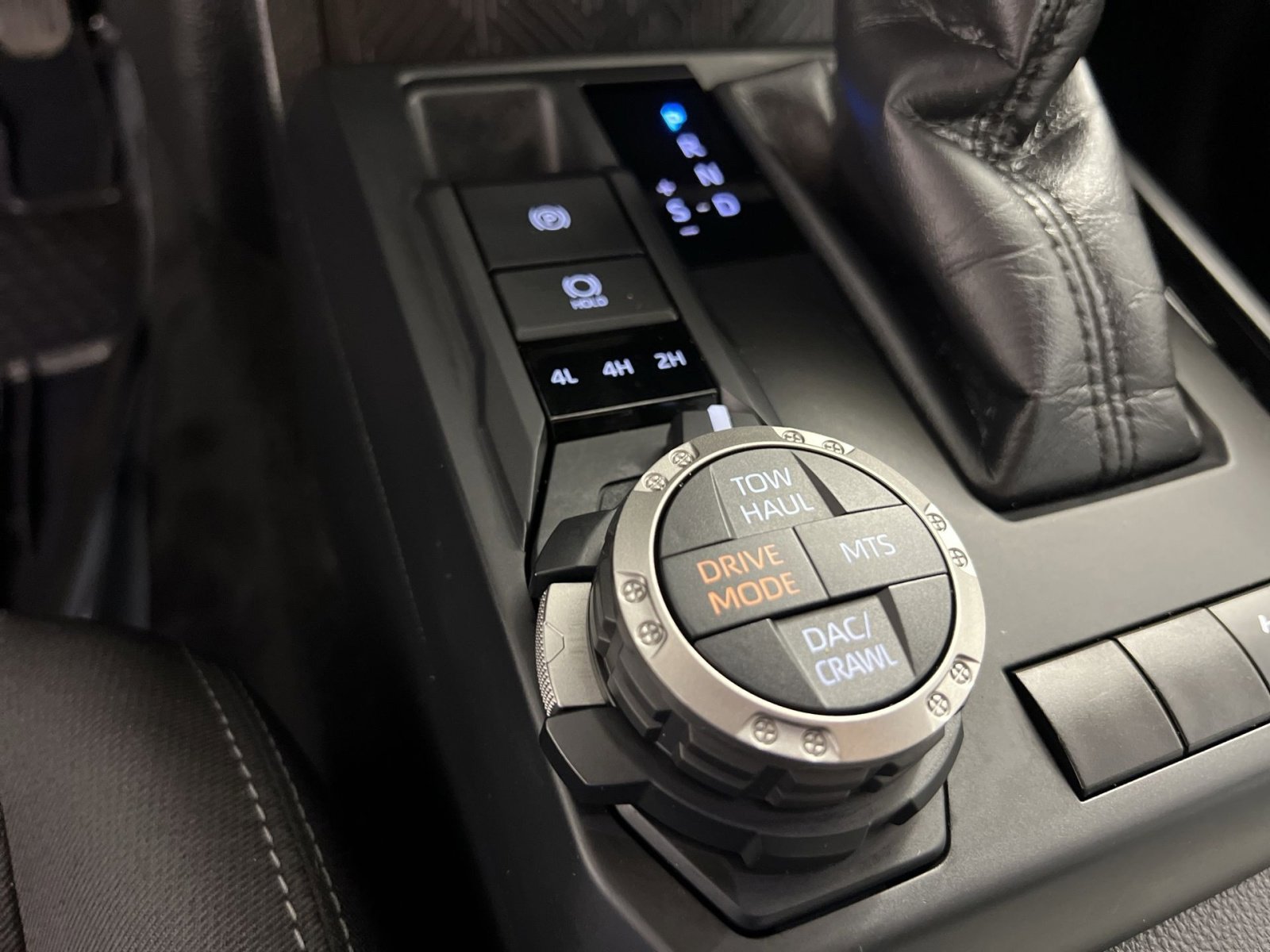 Used 2025 Toyota Tacoma TRD Off-Road AWD/4WD image 33