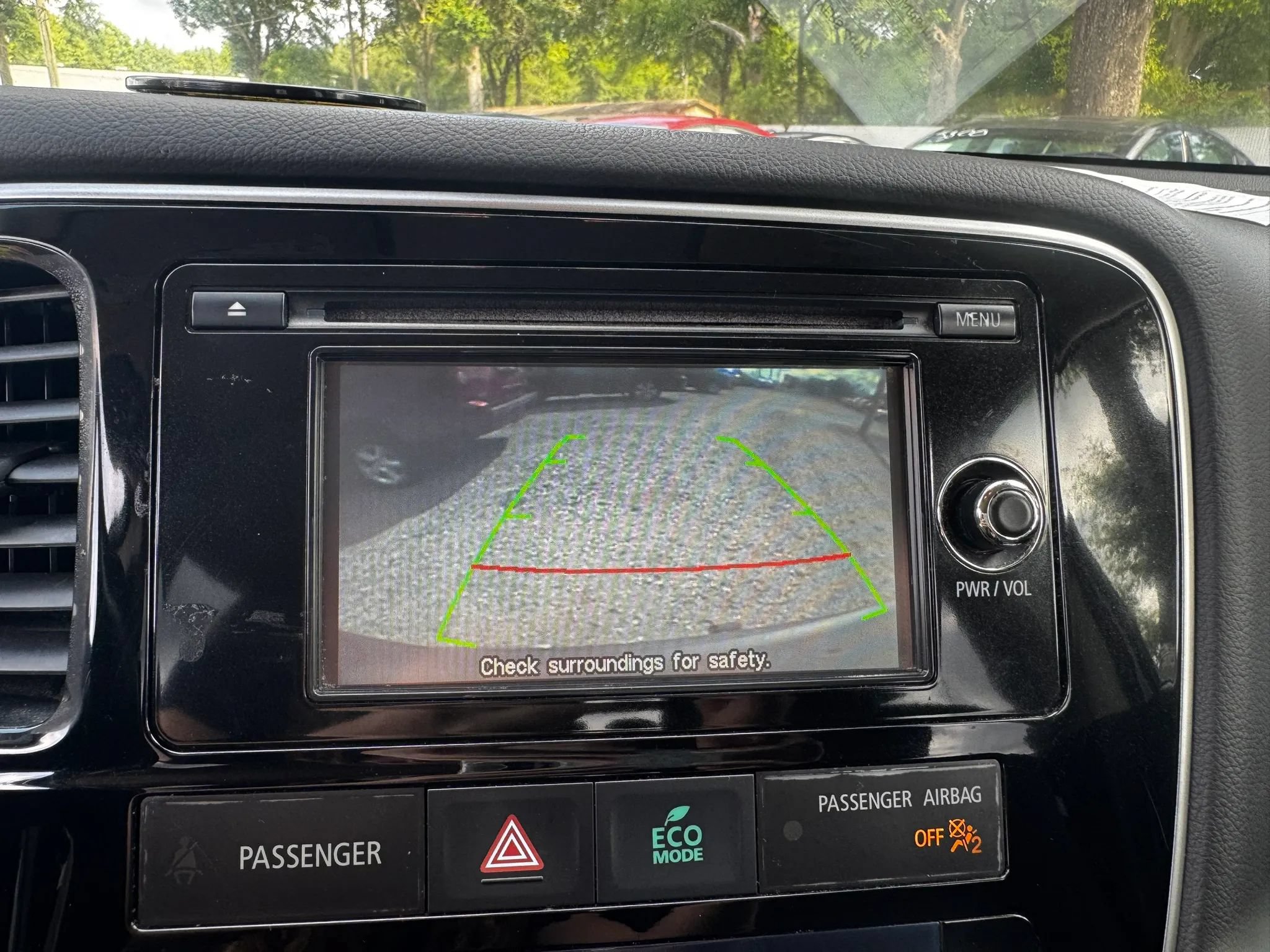 Used 2015 Mitsubishi Outlander SE FWD image 23