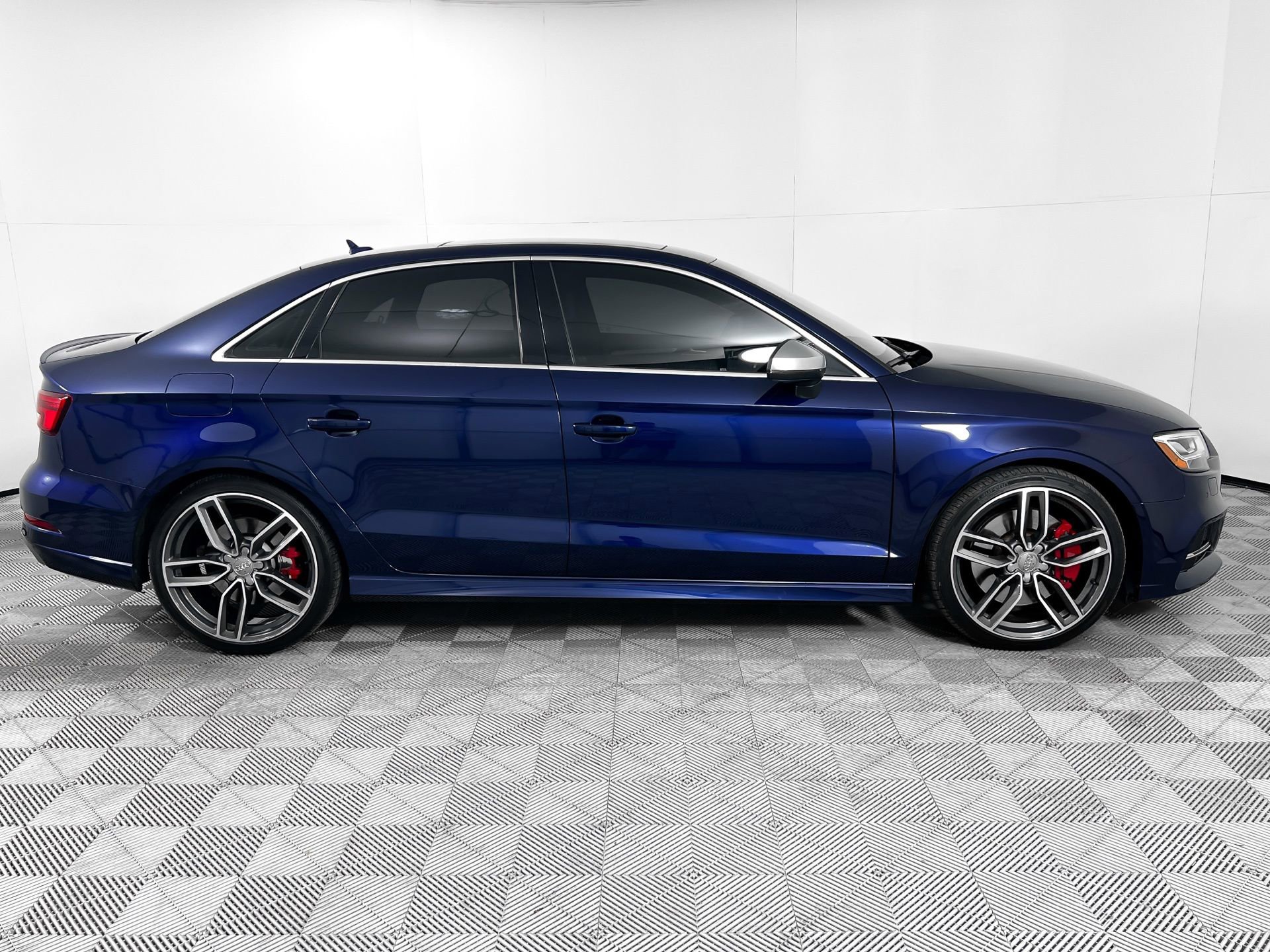 Used 2018 Audi S3 Premium Plus w/ S Sport Package image 8