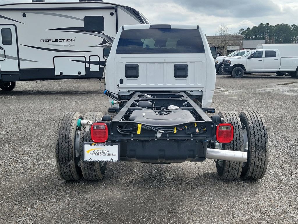 New 2025 RAM 5500 Tradesman image 4