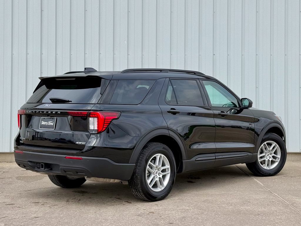 New 2026 Ford Explorer Active AWD/4WD image 6