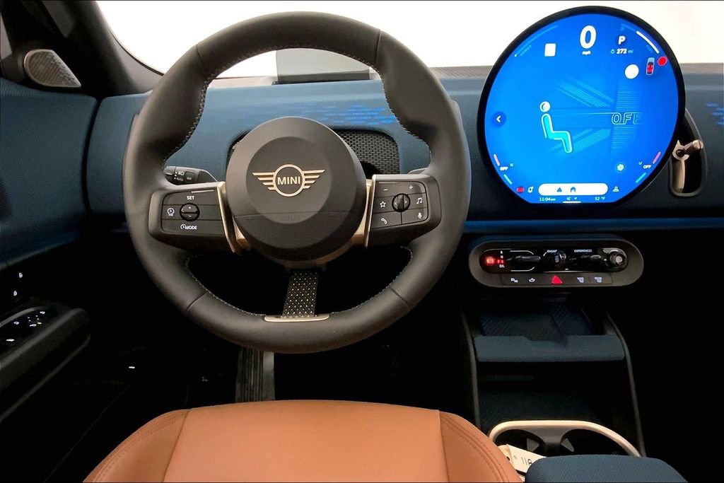 Used 2025 MINI Cooper Countryman S w/ Comfort Package Max image 4