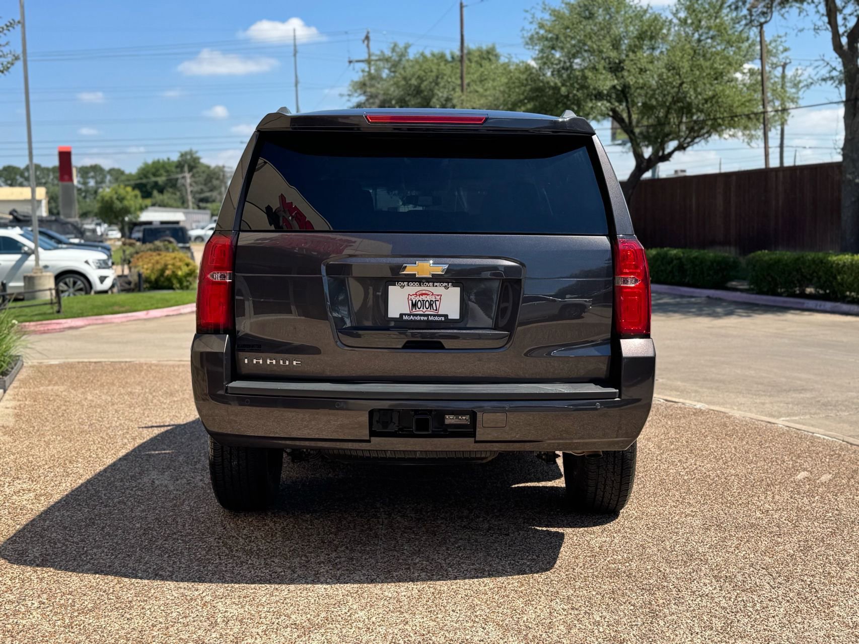 Used 2018 Chevrolet Tahoe LS RWD image 9