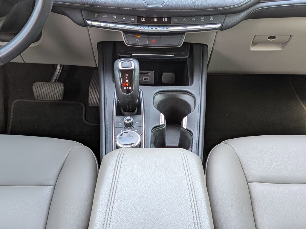 Used 2019 Cadillac XT4 Luxury image 21