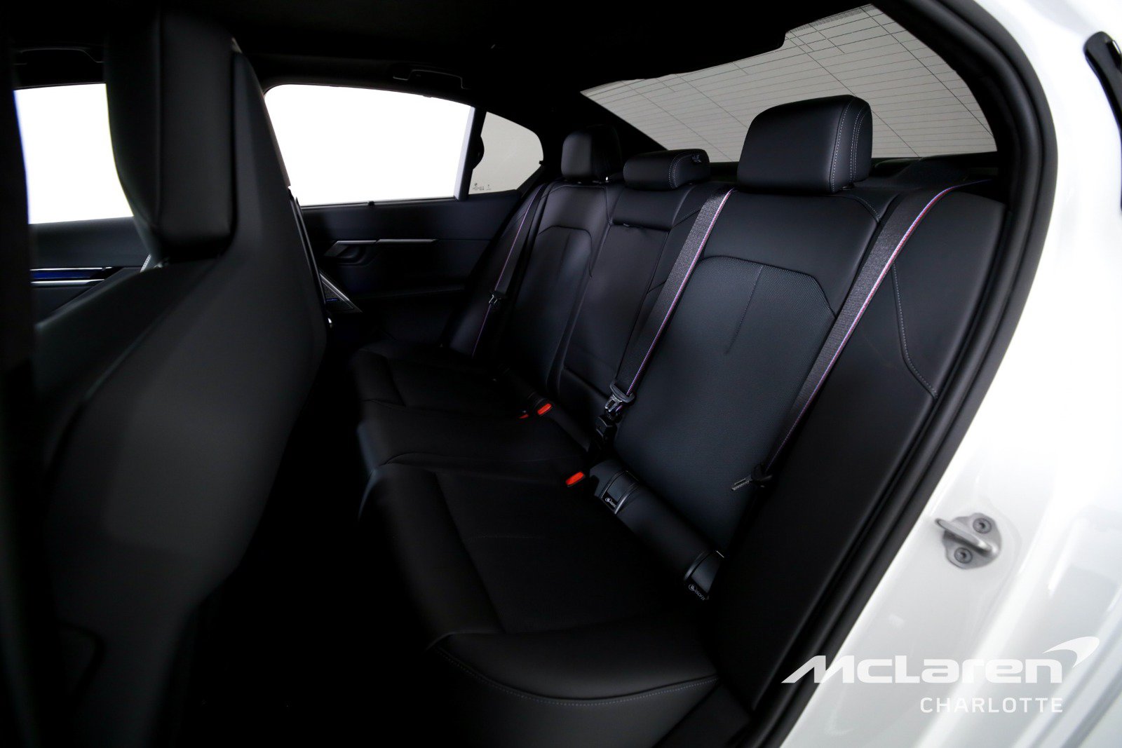 Used 2026 BMW M5 w/ Carbon Package AWD/4WD image 18