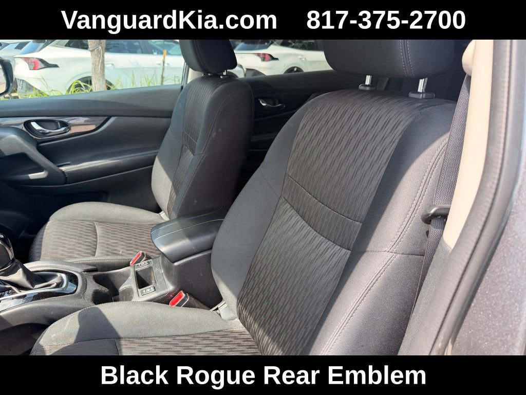 Used 2018 Nissan Rogue SV FWD image 13