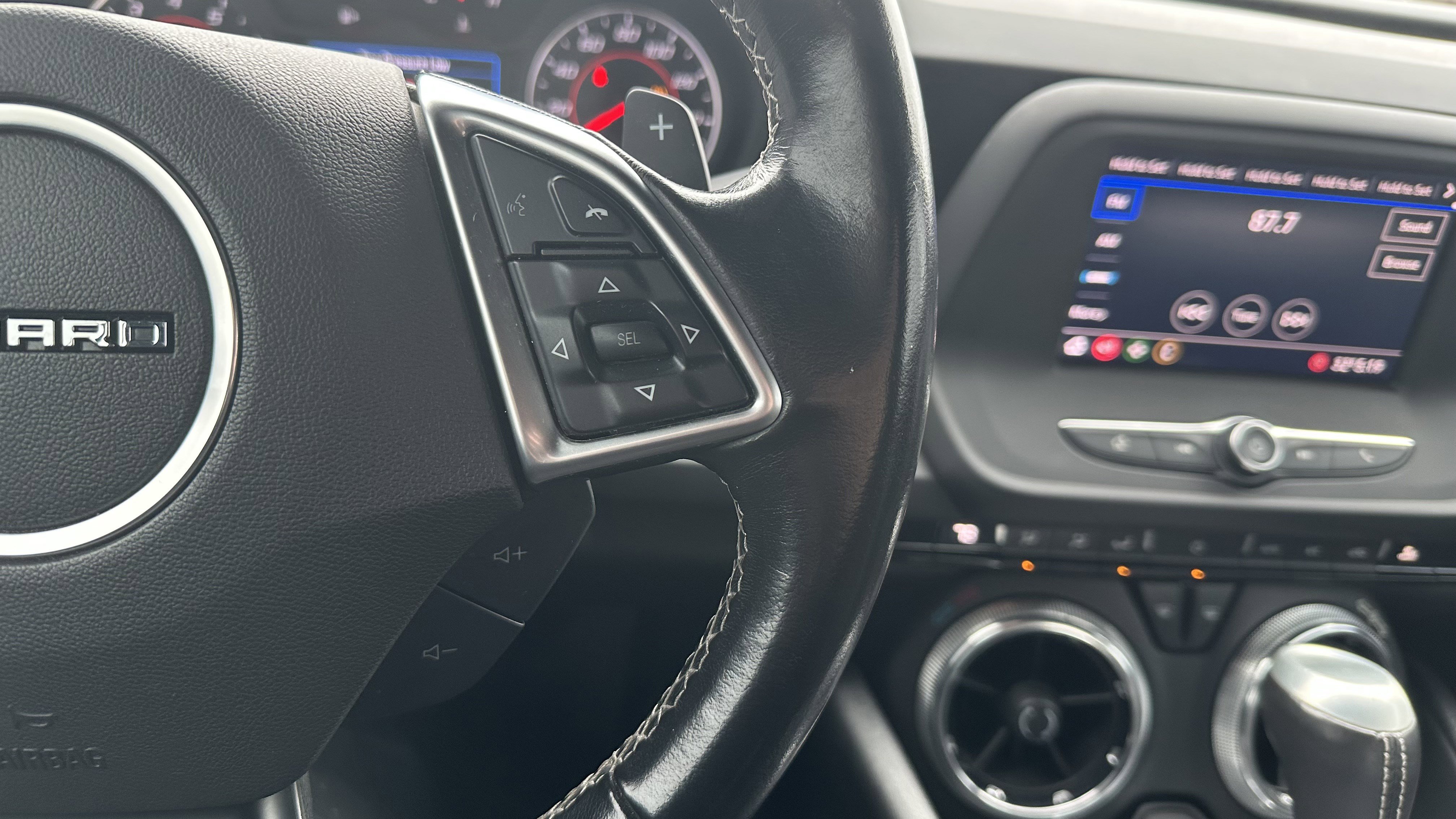 Used 2020 Chevrolet Camaro LT image 21