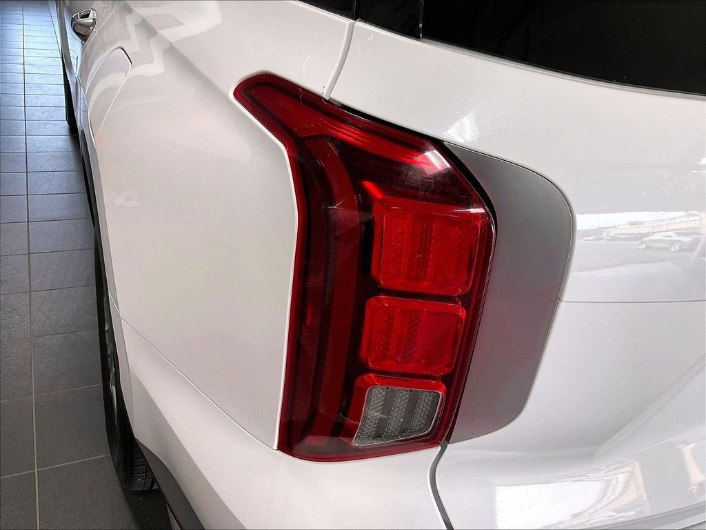 Used 2025 Hyundai Palisade SEL AWD/4WD image 34