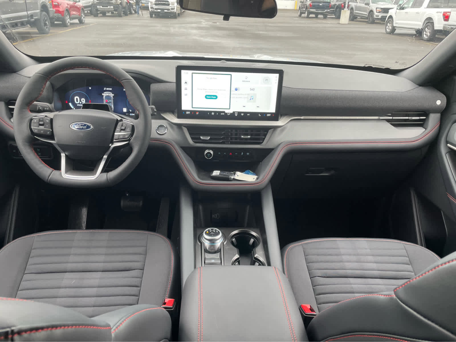 Used 2026 Ford Explorer ST-Line w/ ST-Line Street Pack image 17