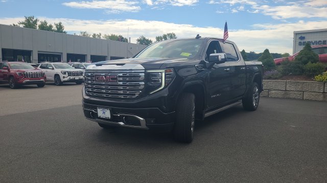 New 2026 GMC Sierra 1500 Denali w/ Denali Reserve Package AWD/4WD image 3