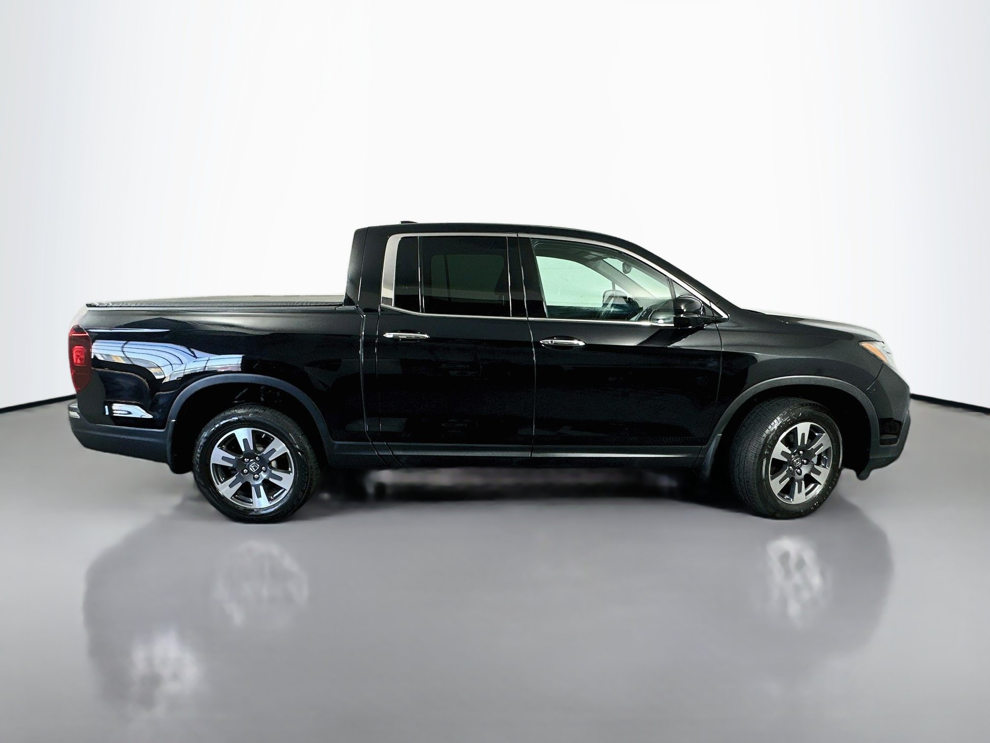 Used 2019 Honda Ridgeline RTL-E image 8