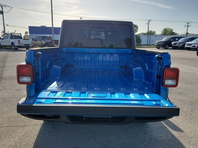 Used 2023 Jeep Gladiator Willys image 14