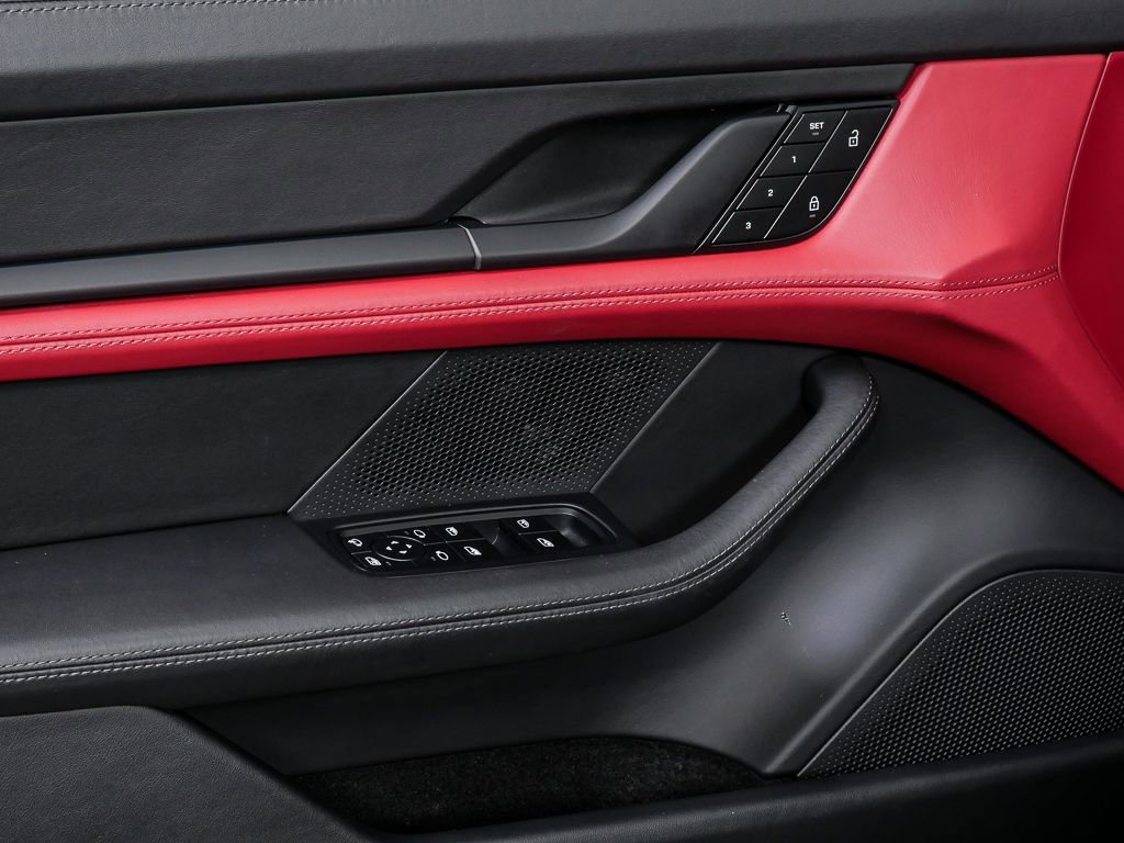 Certified 2023 Porsche Taycan image 6