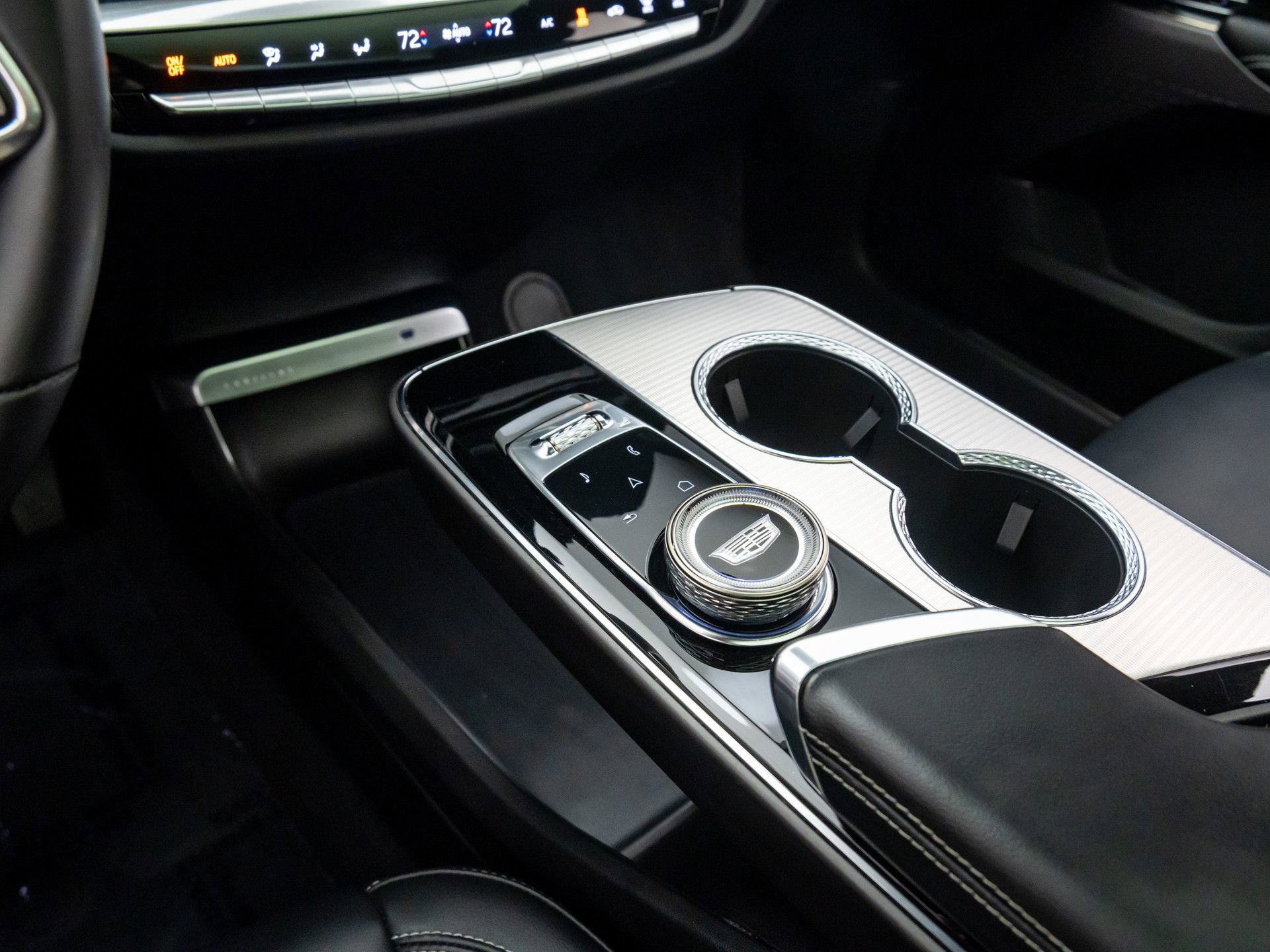 Certified 2024 Cadillac Lyriq Tech w/ Driver Assist Package image 13