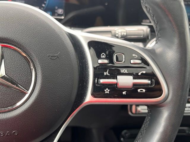 Used 2023 Mercedes-Benz GLB 250 image 26