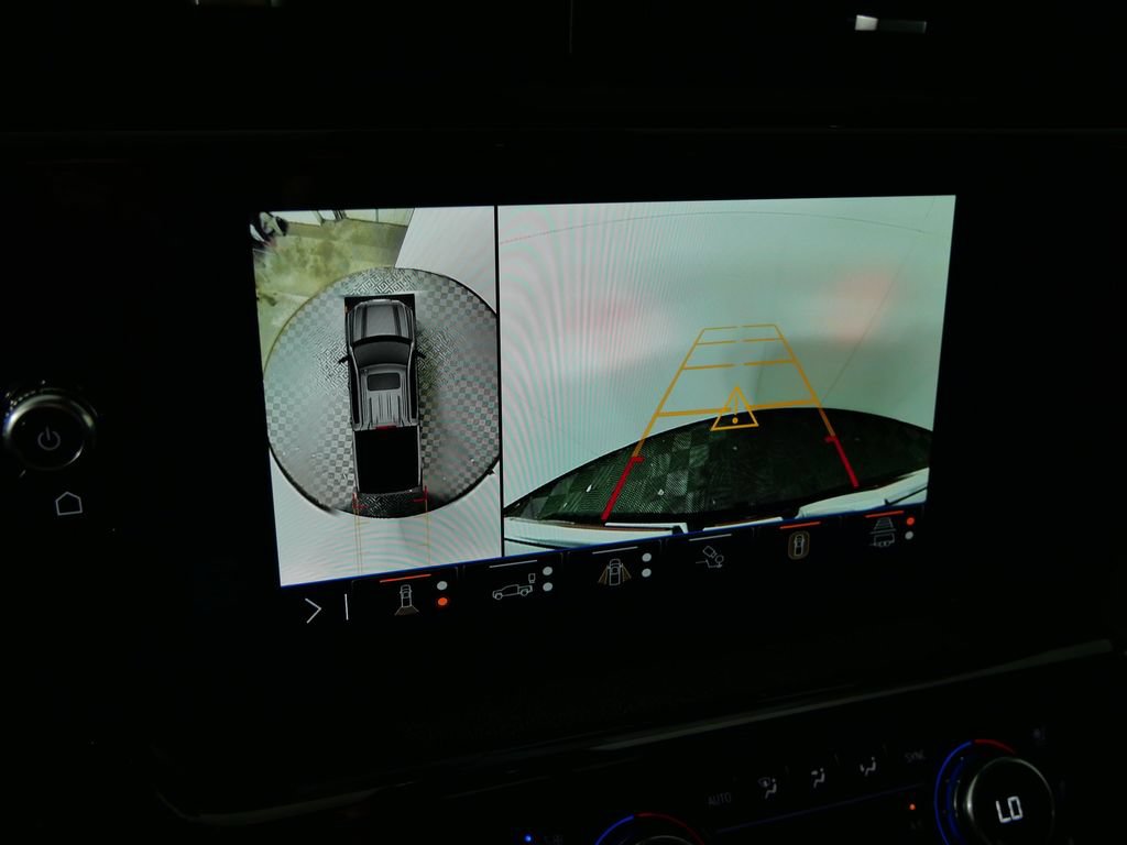 Used 2024 GMC Sierra 1500 AT4 w/ Technology Package AWD/4WD image 35