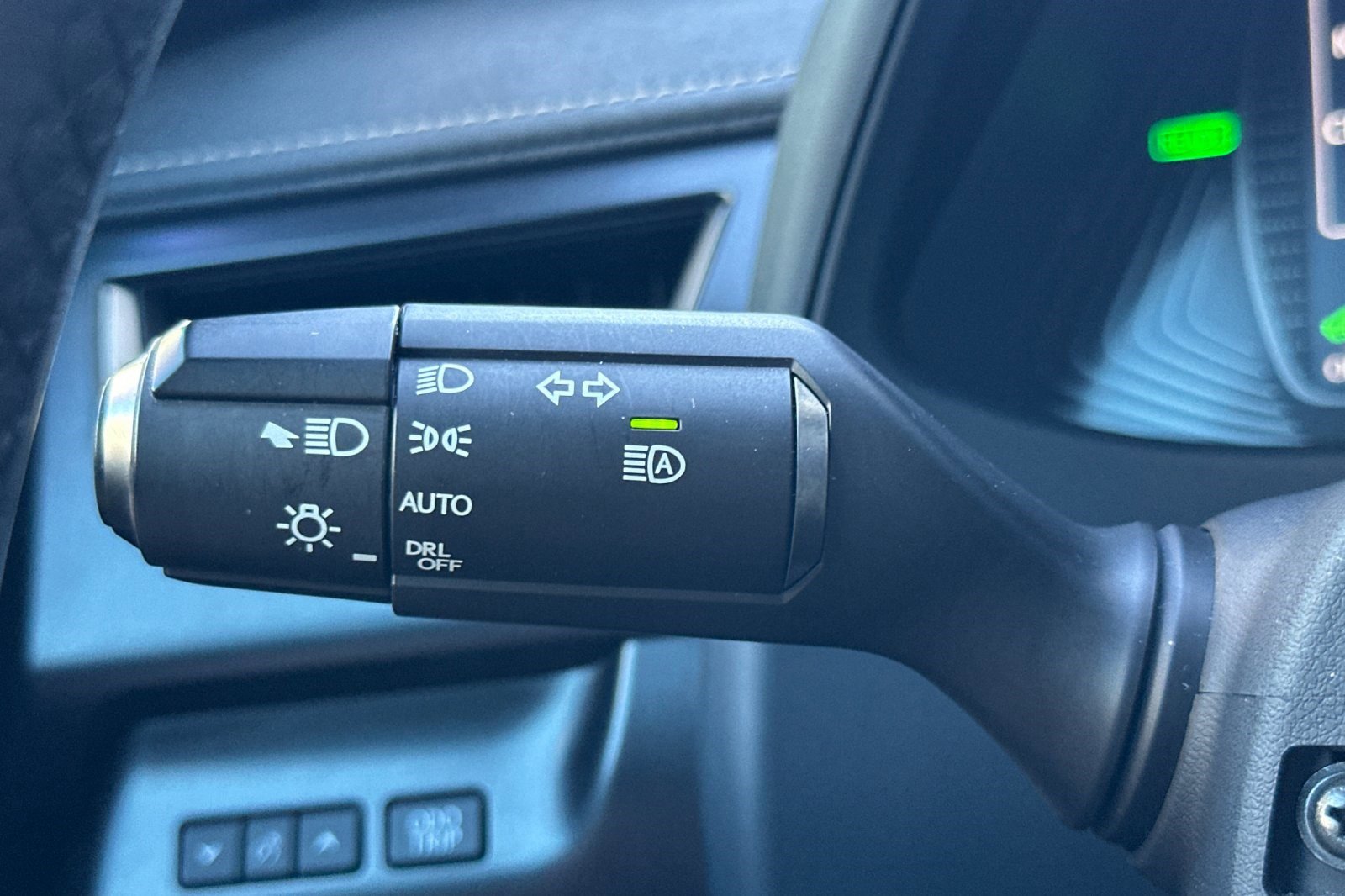 Certified 2023 Lexus UX 250h 250h image 32