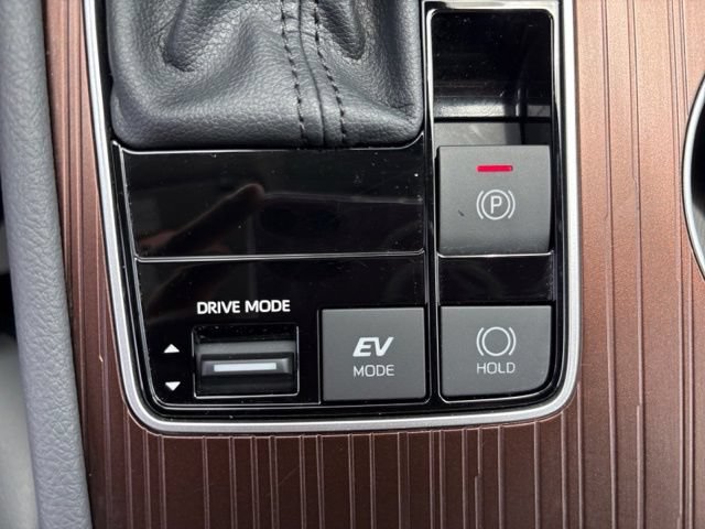Used 2024 Toyota Sienna XLE w/ XLE Plus Package AWD/4WD image 35