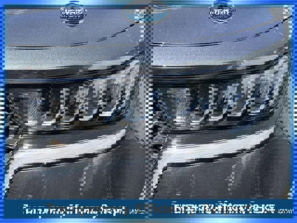 Certified 2023 Kia Sorento S image 6