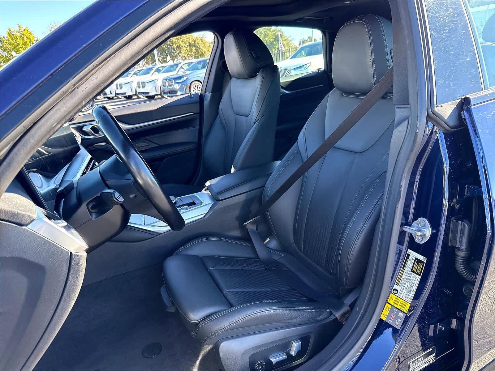 Used 2023 BMW i4 eDrive40 w/ M Sport Package RWD image 18