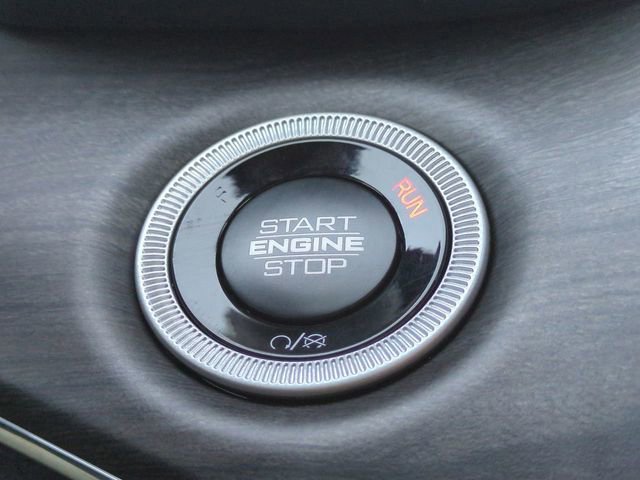 New 2025 Jeep Grand Cherokee Overland w/ Luxury Tech Group IV image 29