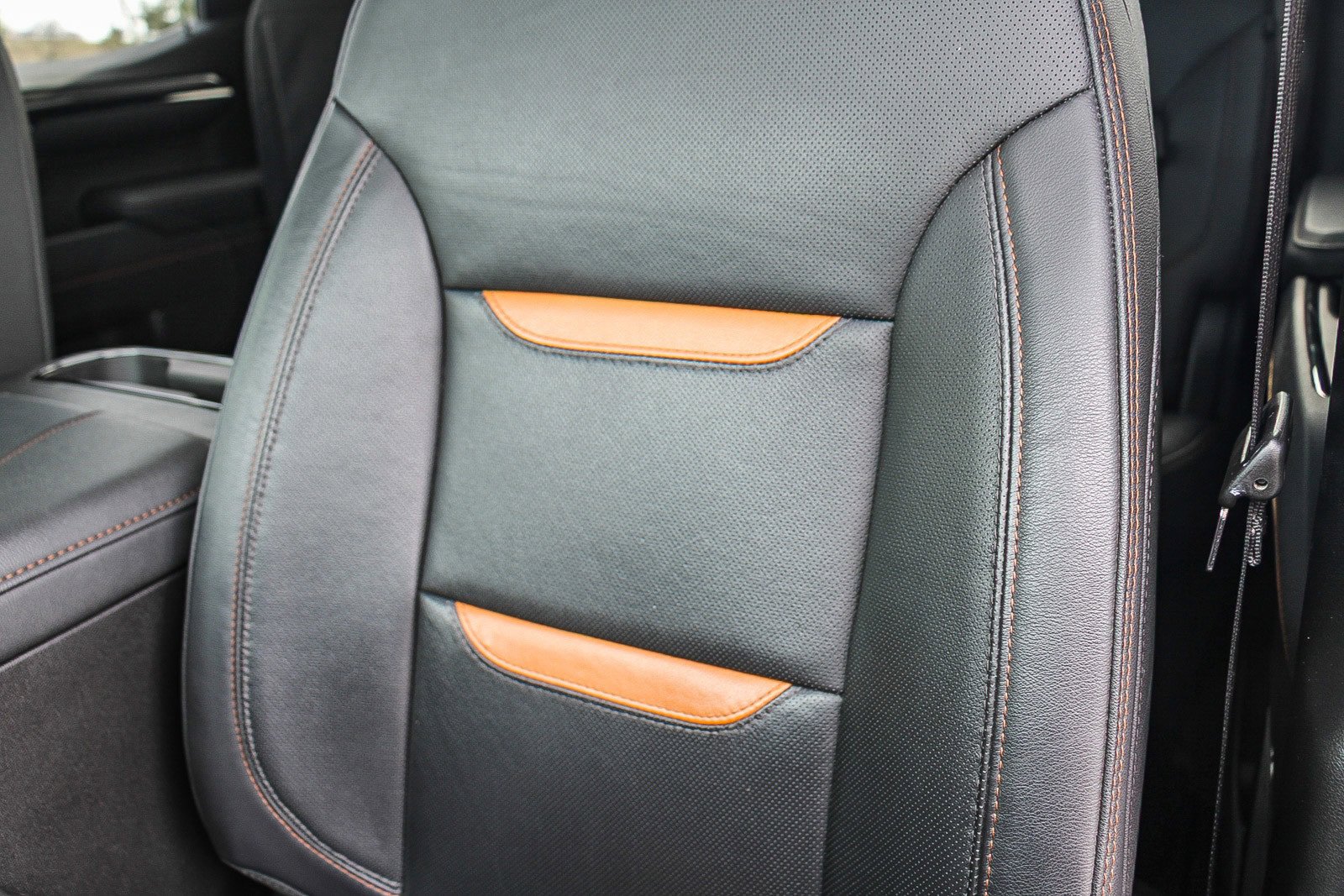 Used 2025 GMC Sierra 1500 AT4 w/ AT4 Premium Package image 23