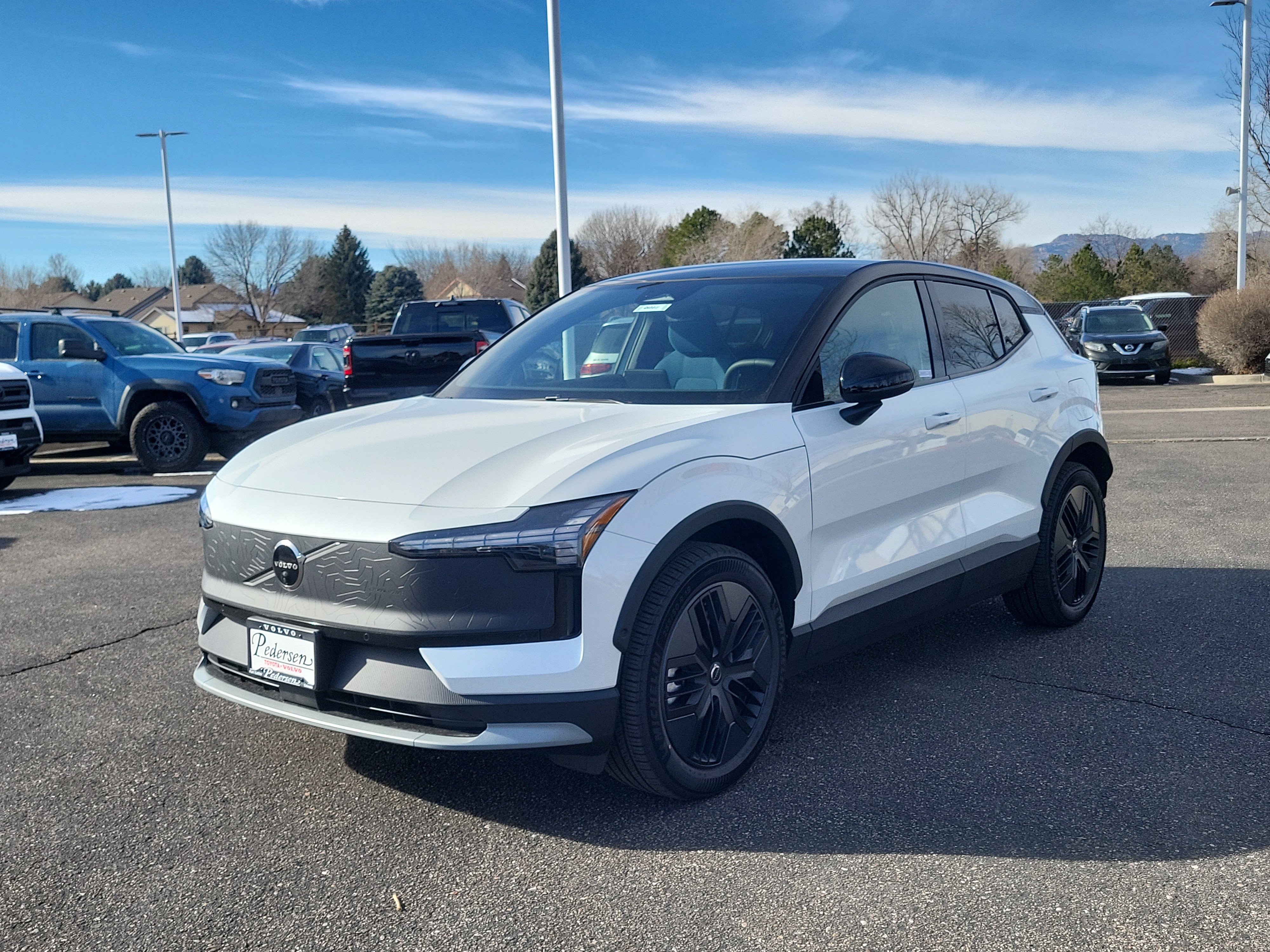 New 2026 Volvo EX30 Cross Country Ultra w/ Protection Package Premier image 4