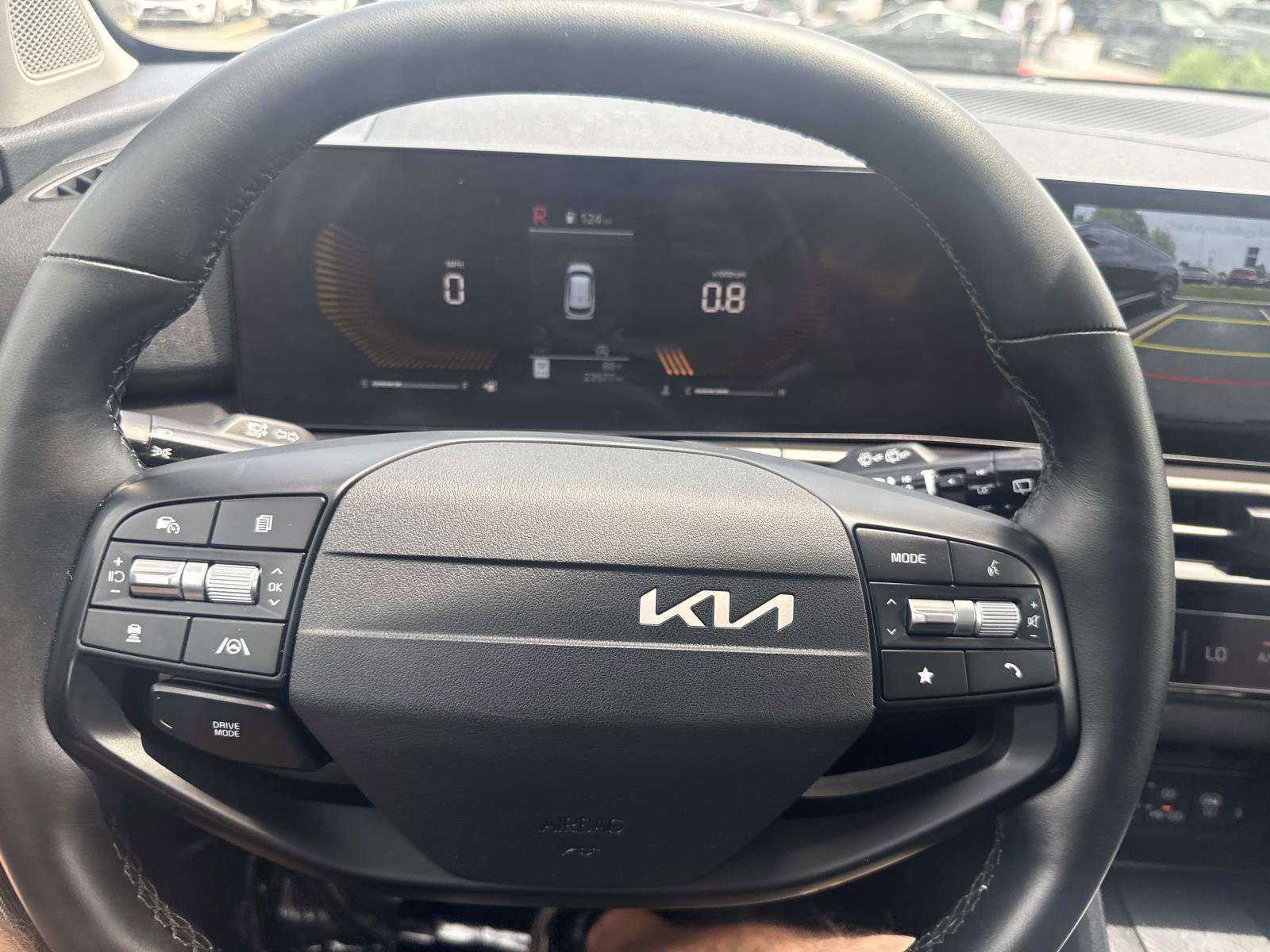 Used 2026 Kia Sportage EX FWD image 29