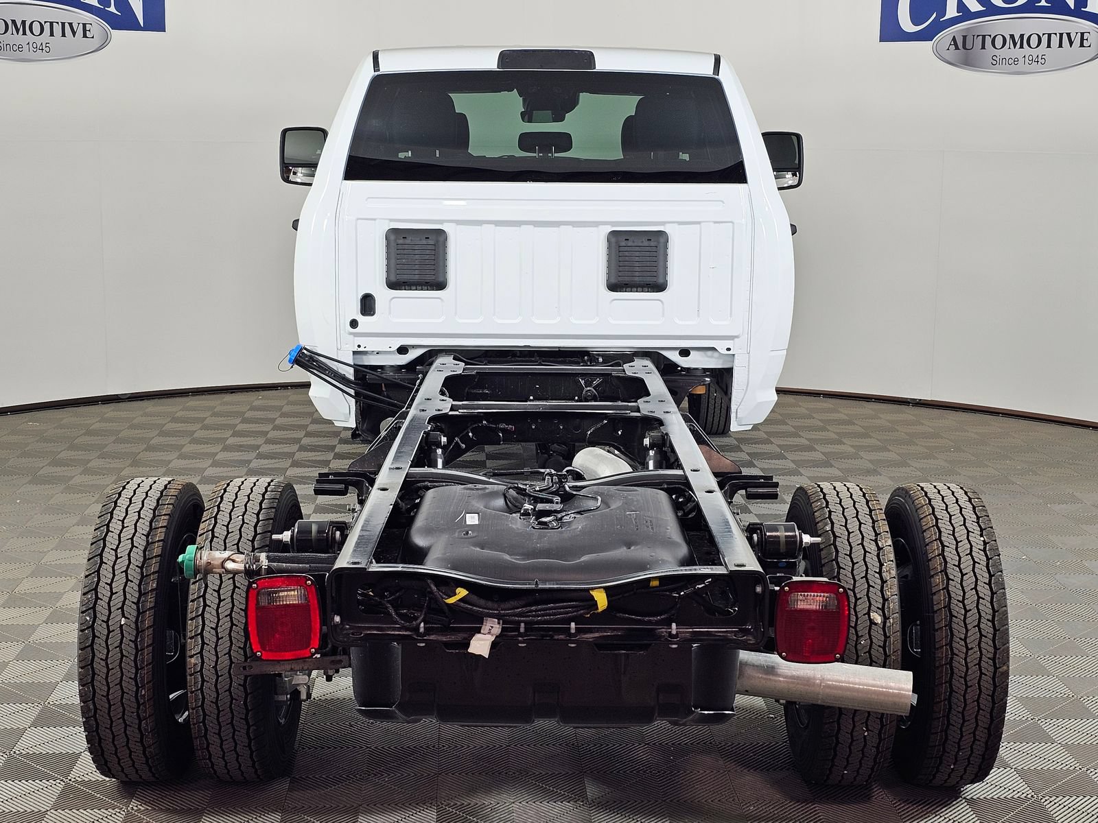New 2026 RAM 5500 Tradesman AWD/4WD image 28