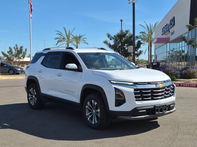 Used 2025 Chevrolet Equinox LT w/ Convenience Package II FWD image 3