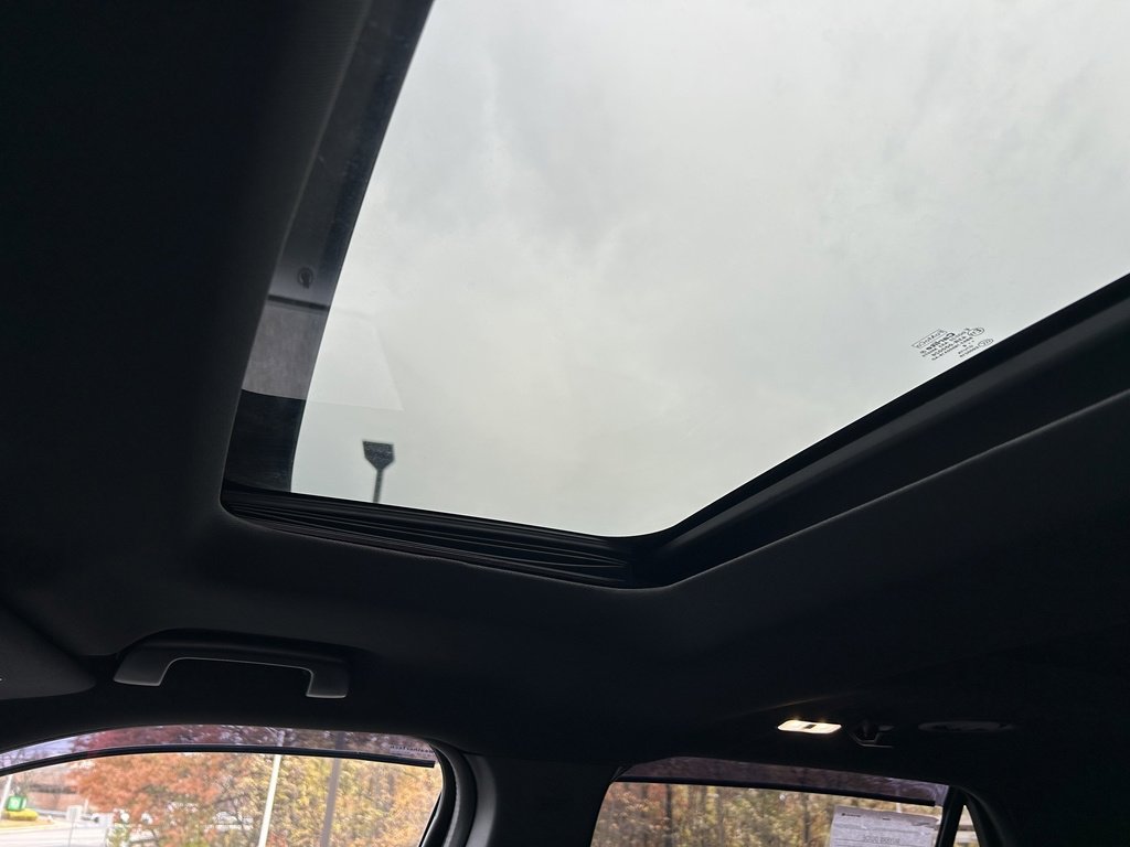 Used 2018 Ford Explorer Sport w/ Equipment Group 401A image 28