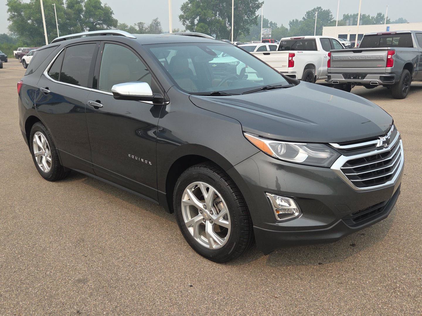 Used 2018 Chevrolet Equinox Premier FWD image 8