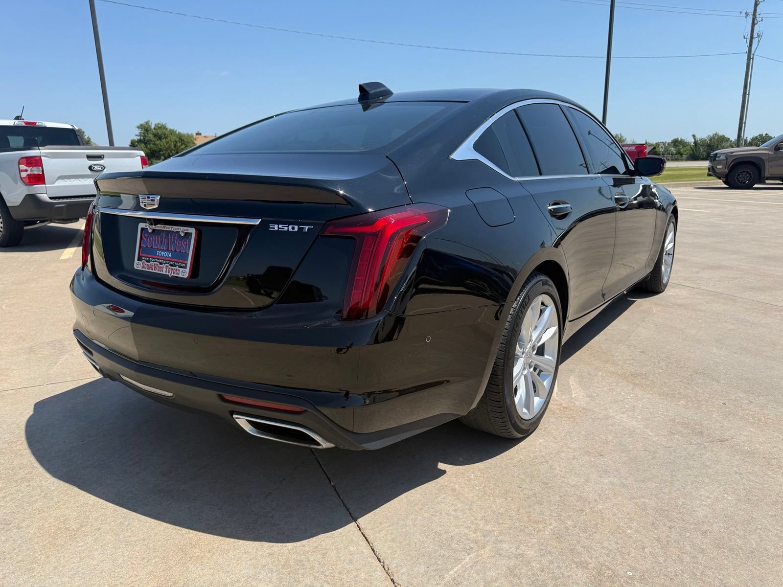 Used 2025 Cadillac CT5 Premium Luxury RWD image 6