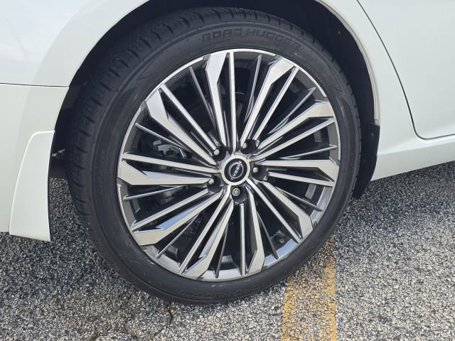 Used 2023 Nissan Altima 2.5 SL image 10