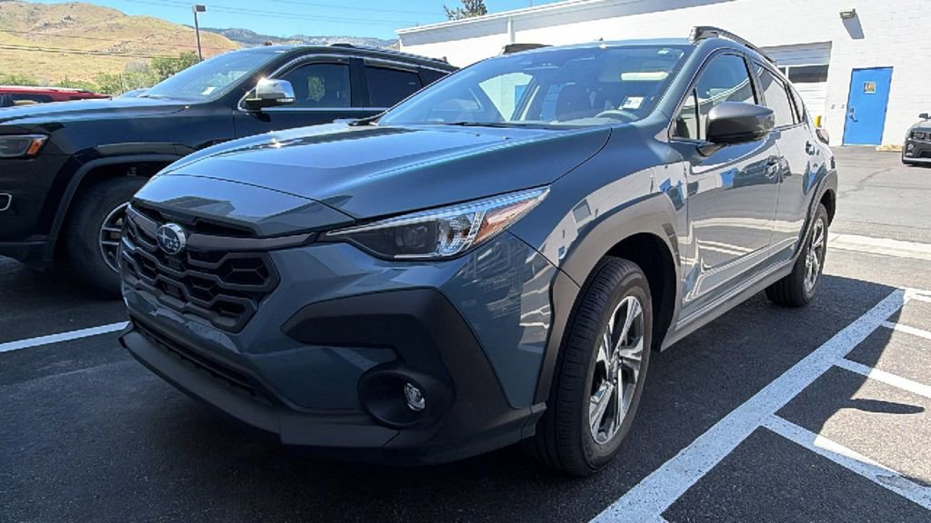 Used 2024 Subaru Crosstrek 2.0i Premium AWD/4WD image 4