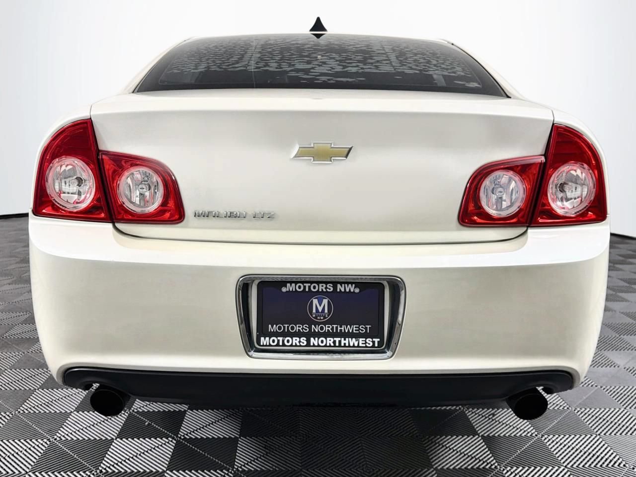 Used 2012 Chevrolet Malibu LTZ FWD image 22