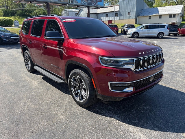 Used 2023 Jeep Wagoneer 4WD w/ Premium Group I image 4