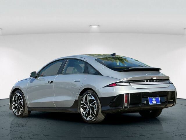 Used 2025 Hyundai Ioniq 6 SEL RWD image 4