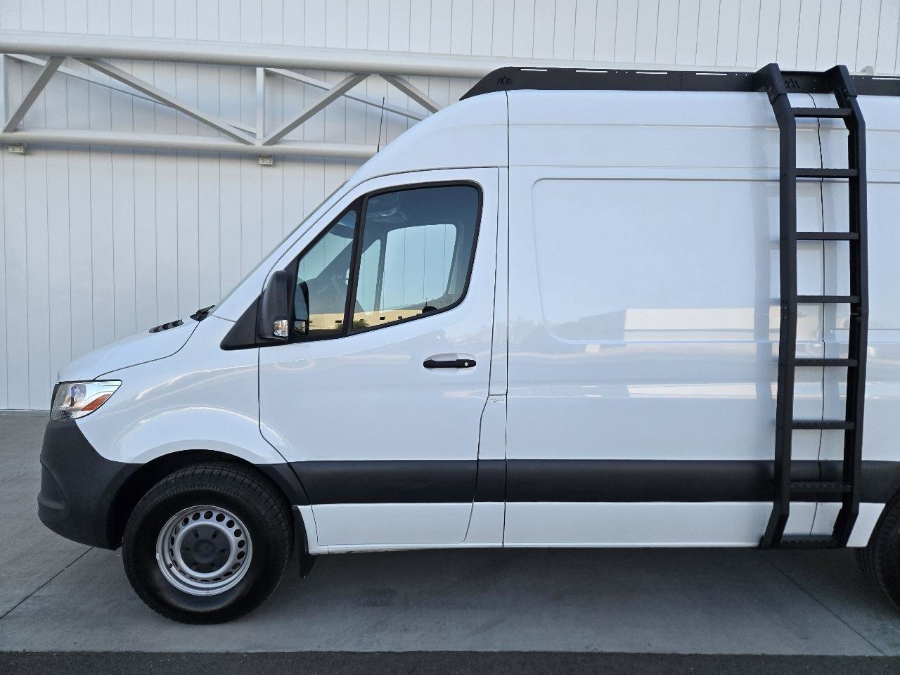 Used 2022 Mercedes-Benz Sprinter 2500 image 17
