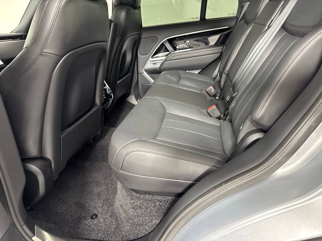 Used 2025 Land Rover Range Rover SE AWD/4WD image 27