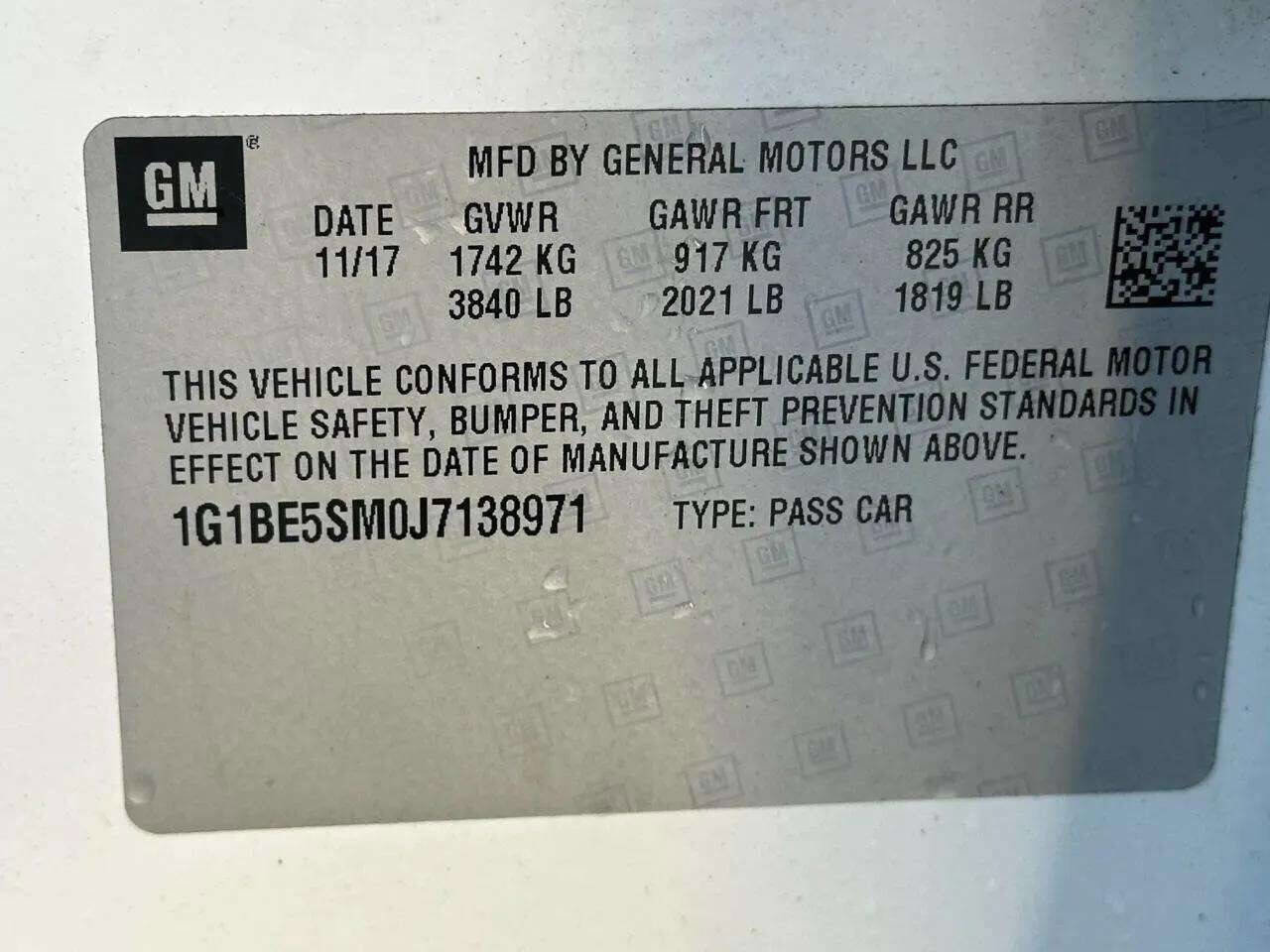 Used 2018 Chevrolet Cruze LT w/ Convenience Package image 18