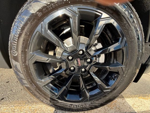 Used 2026 GMC Terrain Elevation w/ Elevation Premium Package image 10