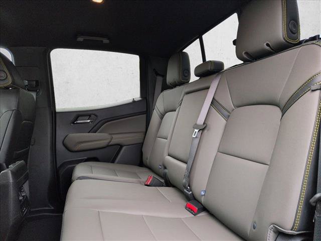 New 2026 Chevrolet Colorado ZR2 AWD/4WD image 16