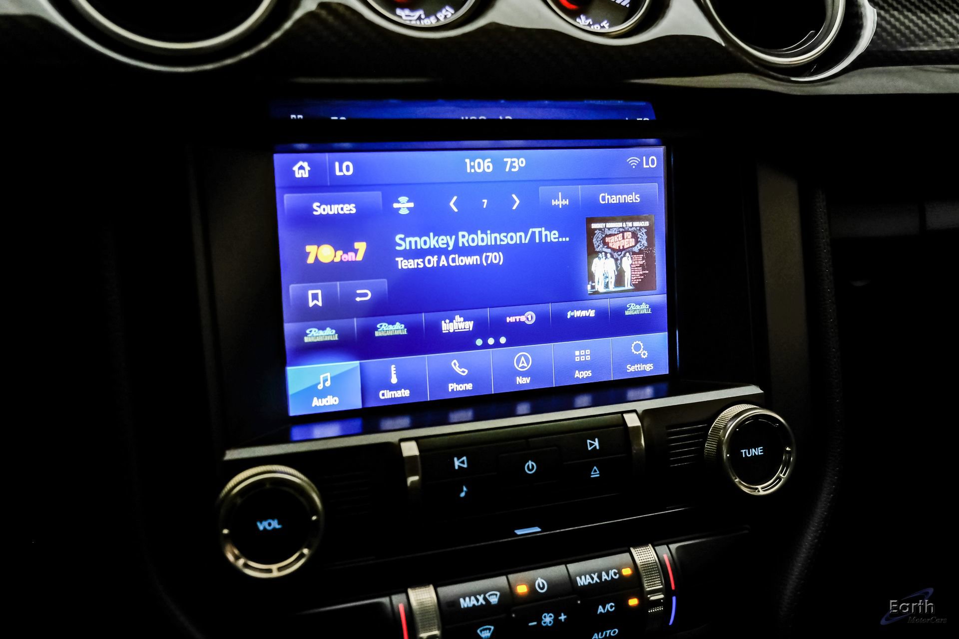 Used 2021 Ford Mustang Shelby GT500 w/ Carbon Fiber Track Pack image 74