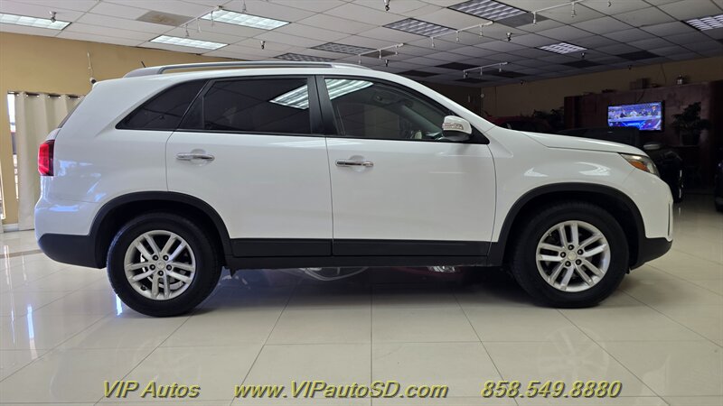 Used 2014 Kia Sorento LX FWD image 5
